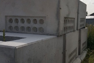 stacked precast concrete hydro vaults